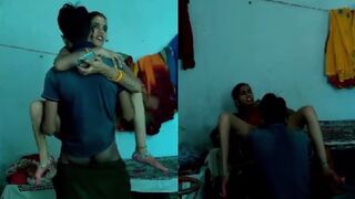Alag alag pose mai bhabhi ko chod devar nai chata bhabhi ki chut