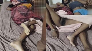 Desi wife ki hairy bur