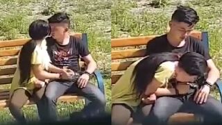 Khulle mai boyfriend ka lund chusti young college girl