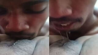 Girlfriend ki gili chut chaatne ka maja leta ladka