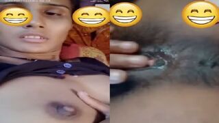 Chut or gaand mai ungli ki bhabhi nai boobs dikhai