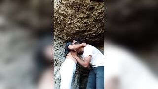 Jungle mai chudai ka khel khele village lover nai