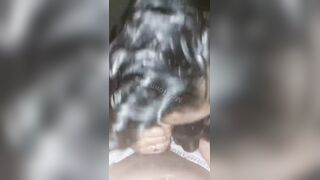 Beautiful bhabhi chudi jawan lover k sath uska lund ko chus