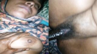 Kaale lund se chut marwaati village mature aunty