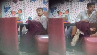 Restaurant k andar muslim college girl ki chudai