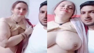Beautiful bhabhi k bade mote gore boobs k sath khelta devar