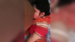 Sexy desi pados wali bhabhi ko chusaya bada lund