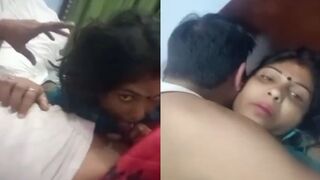 Beautiful big boobs bhabhi ka chudi pati k sath bedroom mai