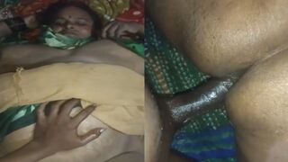 Mature fat village bhabhi ki kiya chudai kala bada lund se